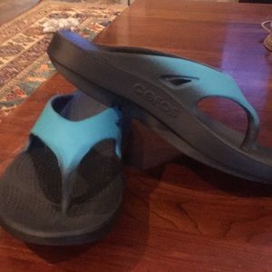 OOFOS UNISEX original sport flip flop size M9/W11